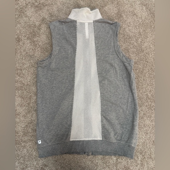 Fabletics - Temecula Zip Up Vest  Mesh Inserts - Gray & White - Size Medium - Picture 10 of 16